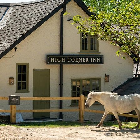 High Corner Inn Godshill  エクステリア 写真