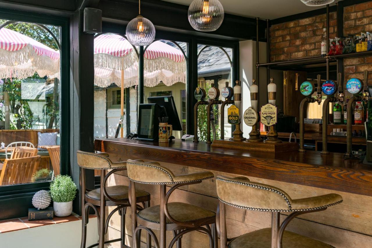 High Corner Inn Godshill  エクステリア 写真