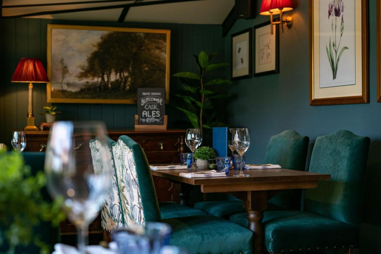High Corner Inn Godshill  エクステリア 写真