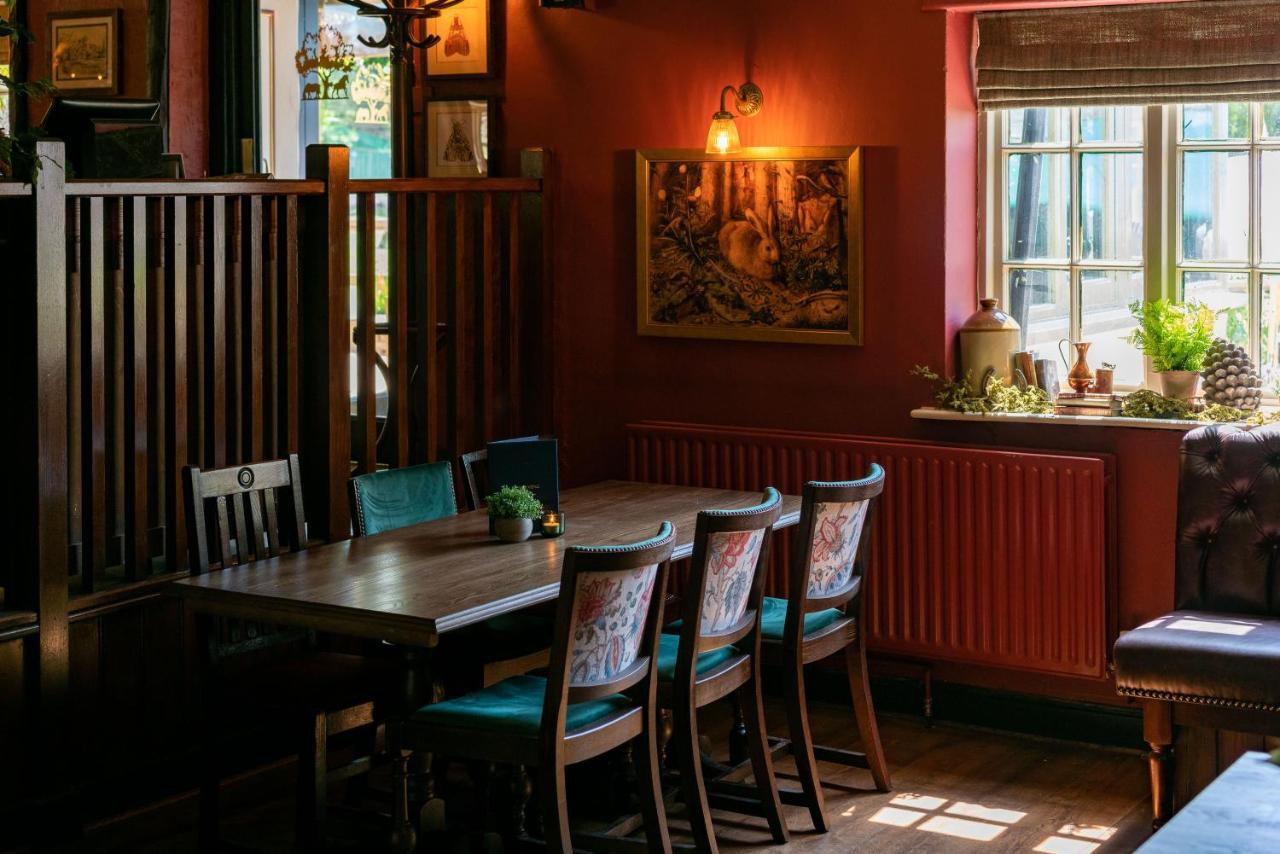 High Corner Inn Godshill  エクステリア 写真
