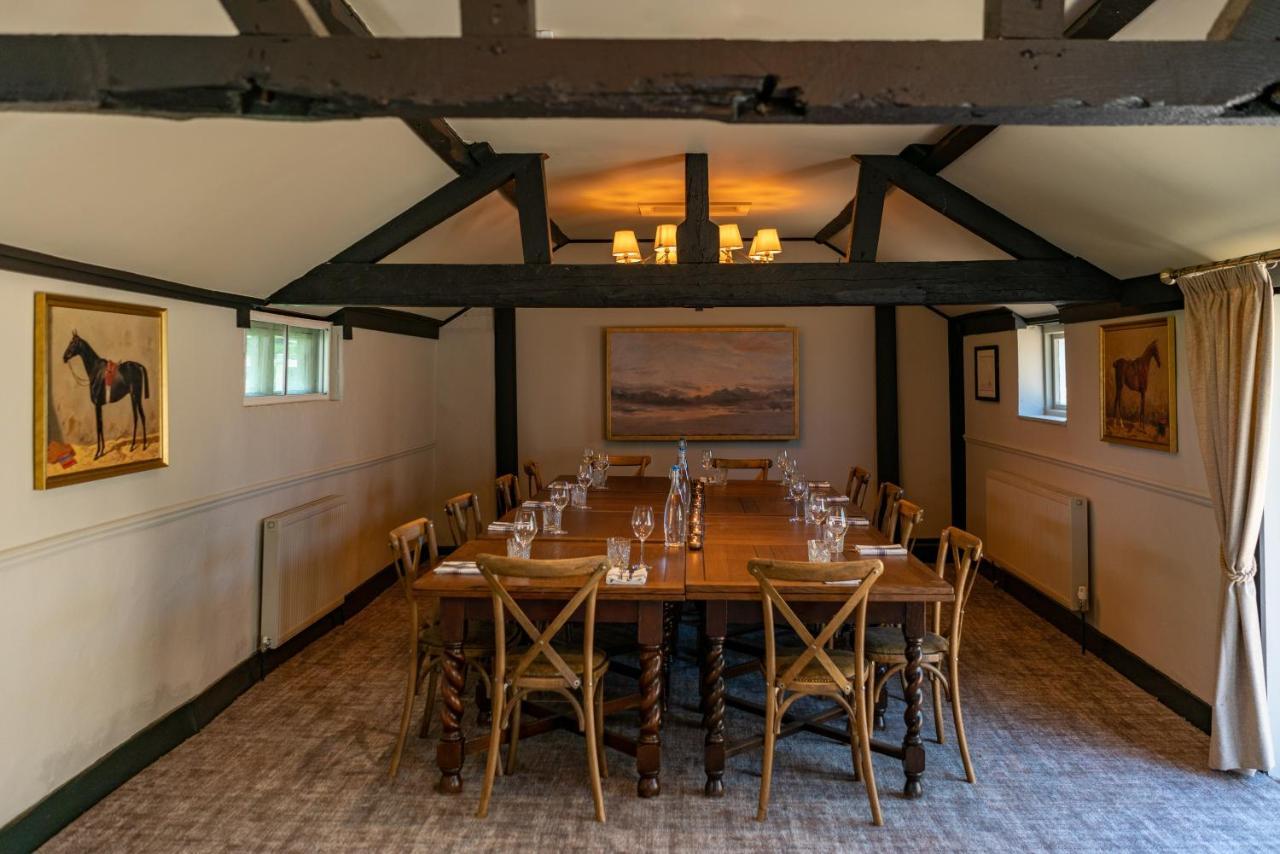 High Corner Inn Godshill  エクステリア 写真