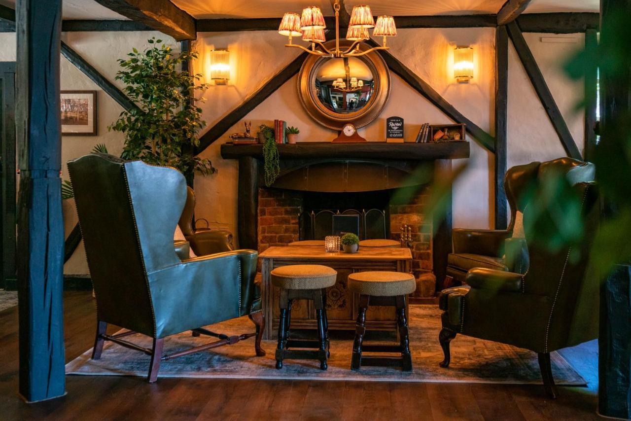 High Corner Inn Godshill  エクステリア 写真