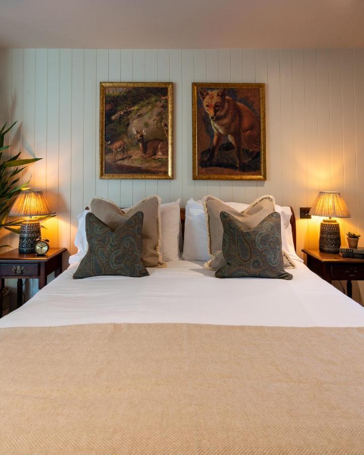 High Corner Inn Godshill  エクステリア 写真